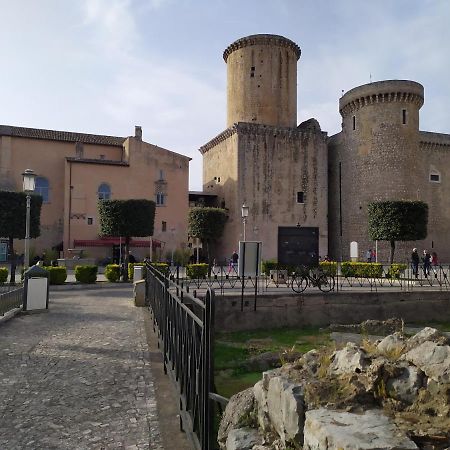 Casa Flora Fondi Centro Storico Apartment Bagian luar foto