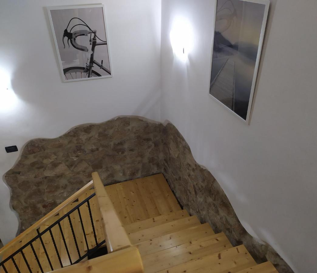 Casa Flora Fondi Centro Storico Apartment Bagian luar foto